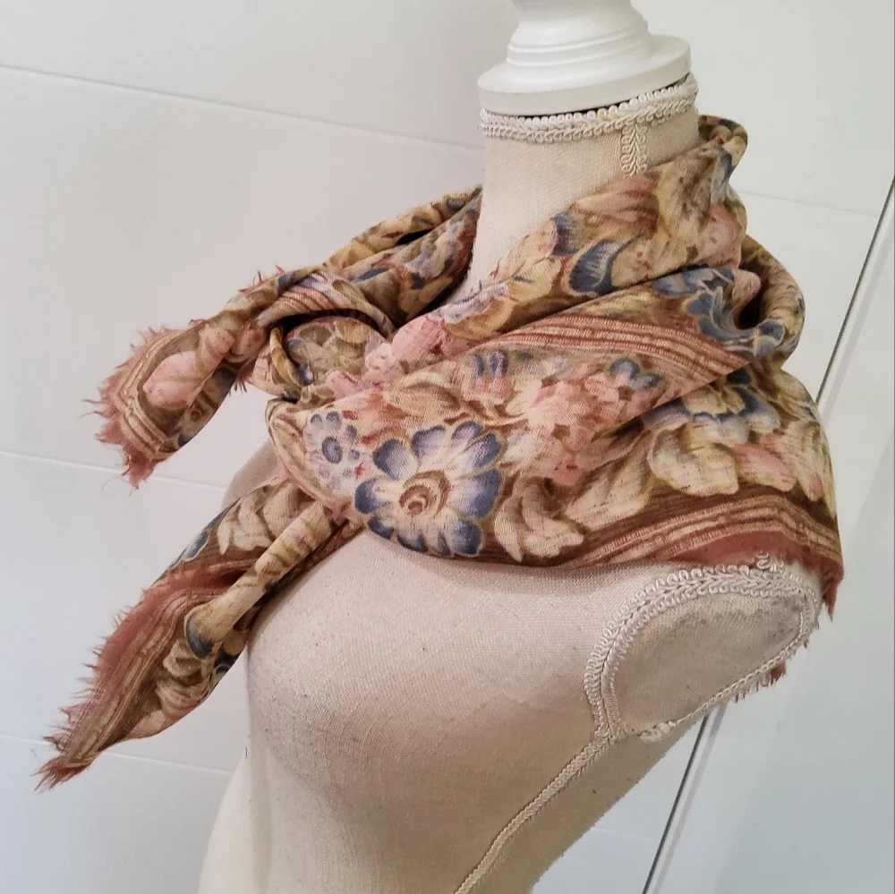 CLUB7 Echo Vintage 100% Wool Scarf